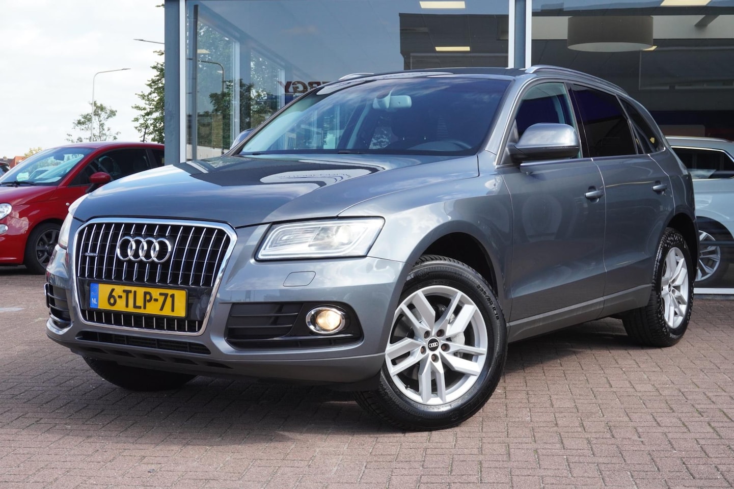 Audi Q5 - 2.0 TFSI quattro Pro Line Business | Airco | Trekhaak | PDC | Handbak | Dealerauto | Inrui - AutoWereld.nl