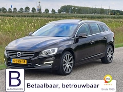 Volvo V60 - 2.4 D6 AWD Plug-In Hybrid Summum /1e eigenaar/NL/100% dealer onderhouden/