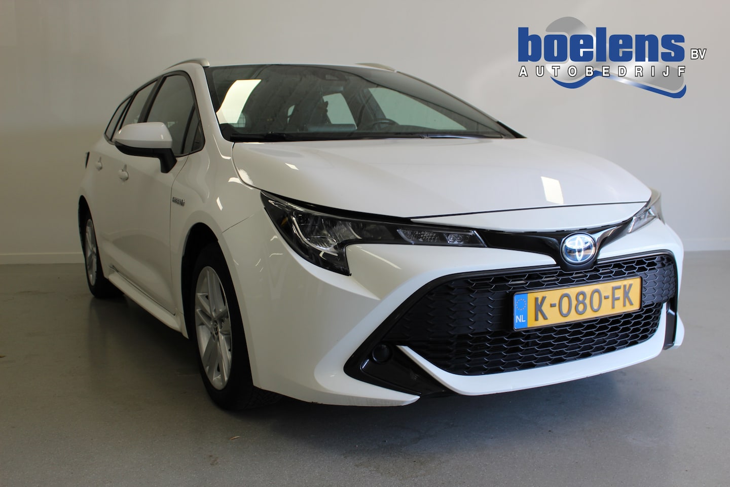 Toyota Corolla Touring Sports - 1.8 Hybrid Active | NL-AUTO! | CARPLAY | 16'LMV | DAB-RADIO | LDS | CLIMA | ACC | CAMERA | - AutoWereld.nl