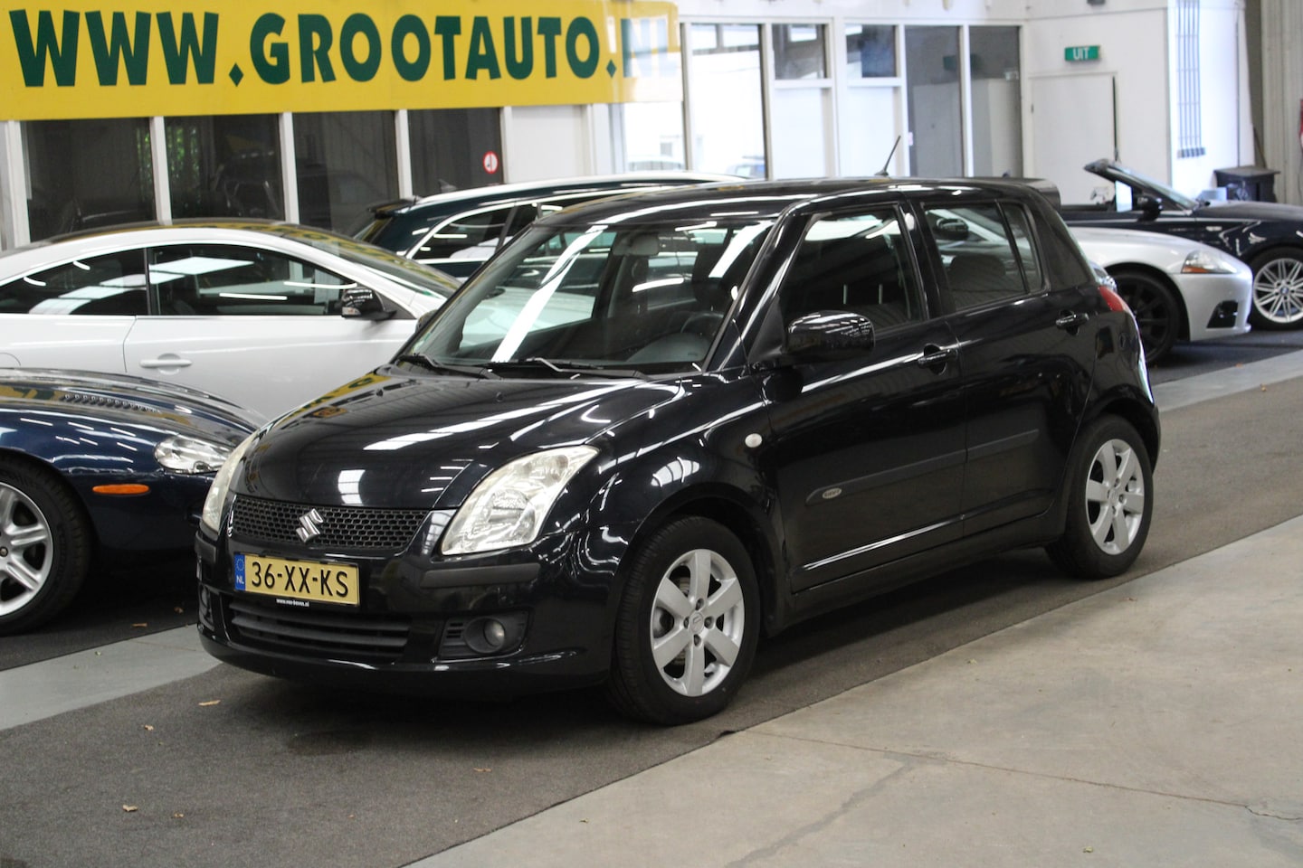 Suzuki Swift - 1.3 Shogun Airco, Stuurbekrachtiging - AutoWereld.nl