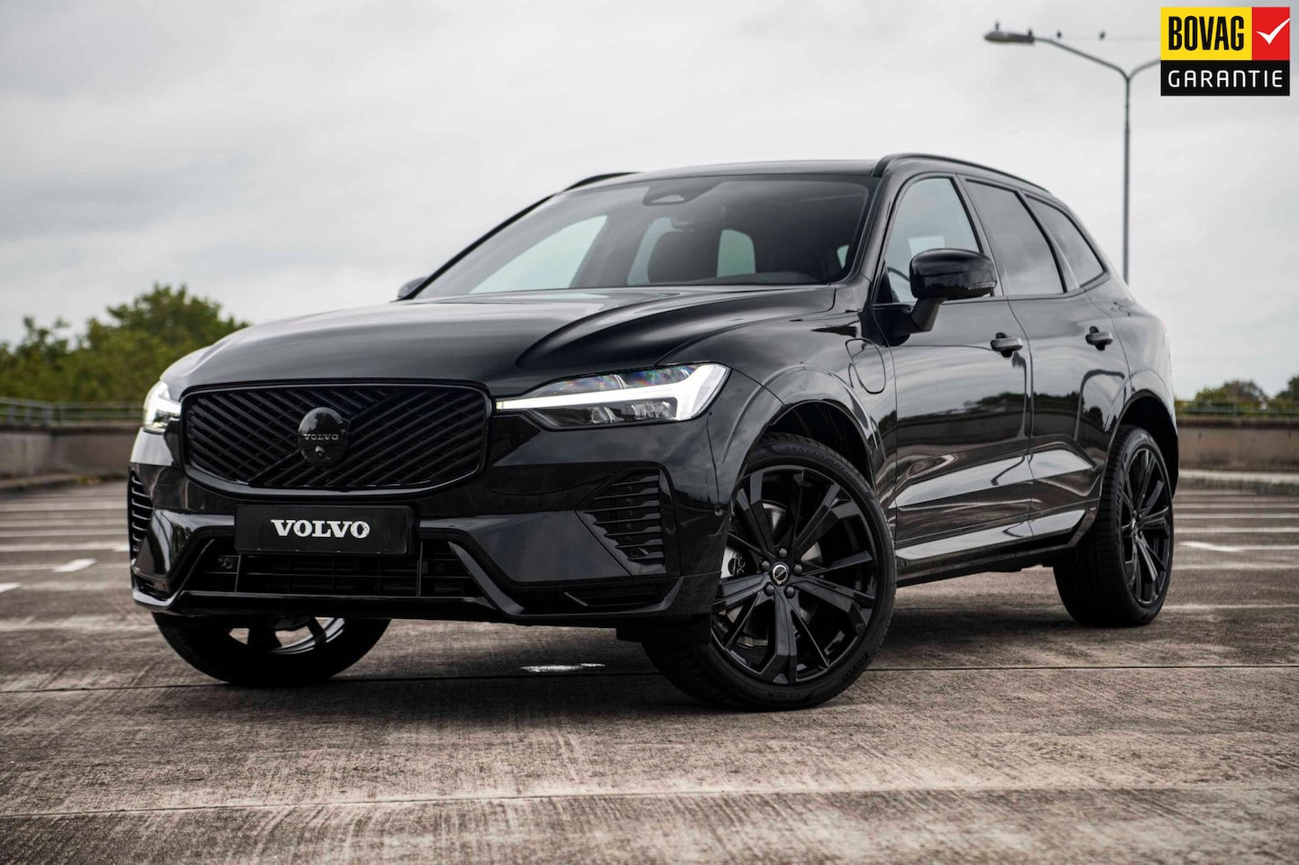 Volvo XC60 - 2.0 T6 AWD Plus Black Edition | NIEUWE AUTO!!! | Nieuw prijs € 80.790,- nu bij ons voor € - AutoWereld.nl