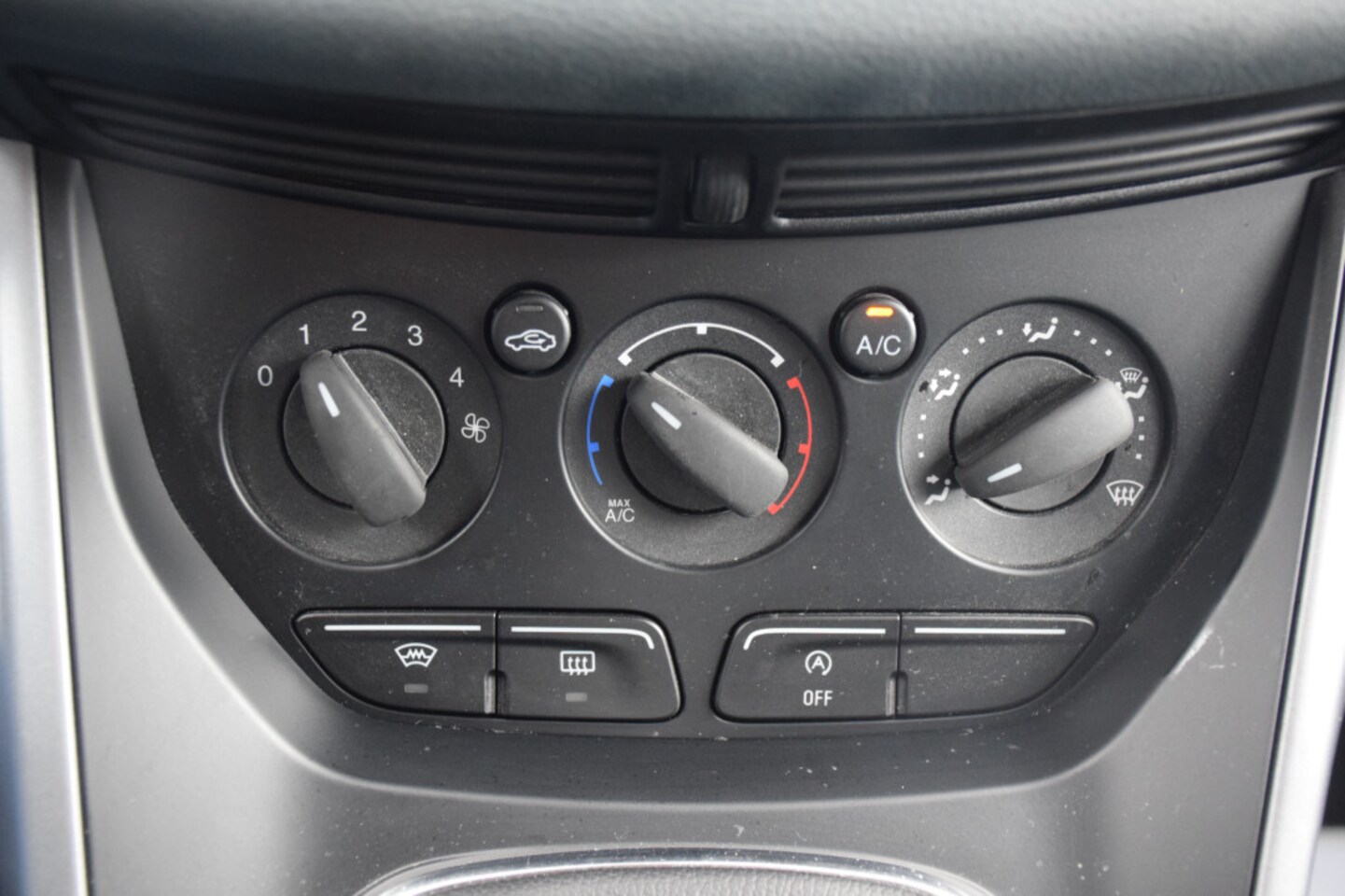 Ford C-Max - 1.0 Edition 1.0 Edition, 1e eigenaar, NAP, parkeerhulp + camera, Lichtmetalen velgen, voorruit verwarm