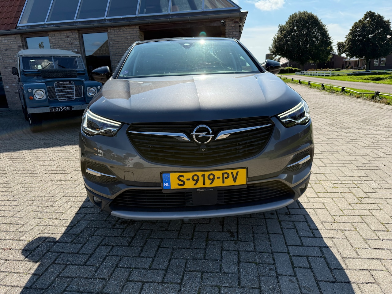 Opel Grandland X - 1.2 Turbo Ultimate Panorama dak plus lederen bekleding