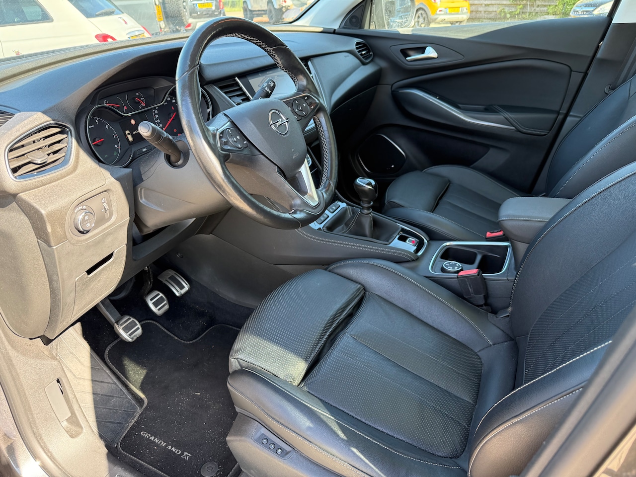Opel Grandland X - 1.2 Turbo Ultimate Panorama dak plus lederen bekleding