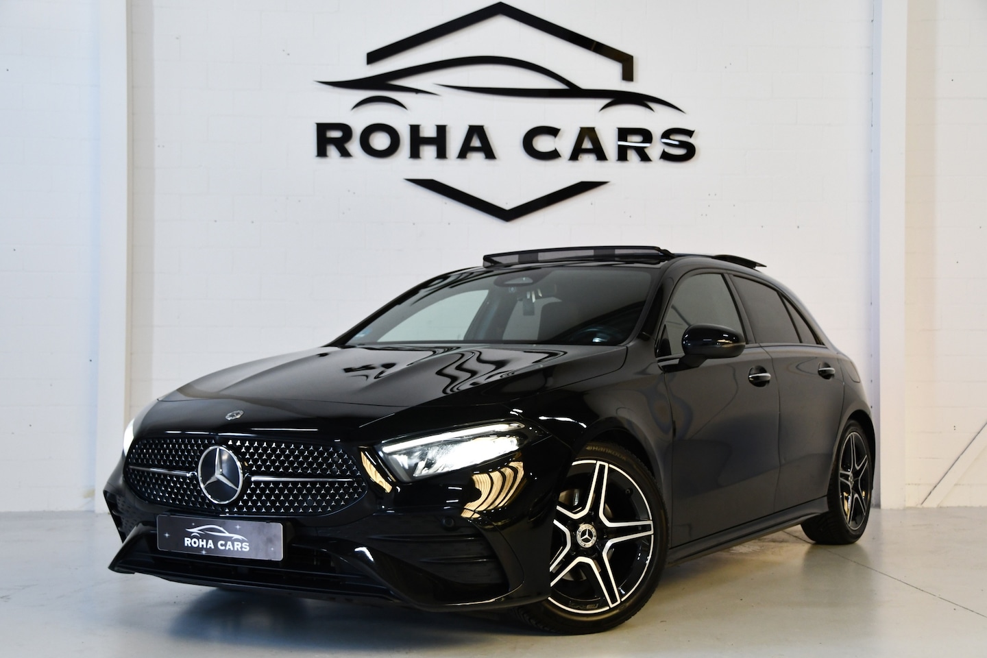 Mercedes-Benz A-klasse - A200 AMG-Line Pano Cam Night - AutoWereld.nl