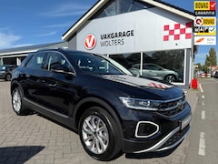 Volkswagen T-Roc - 1.5 TSI Style Automaat RIJKLAAR