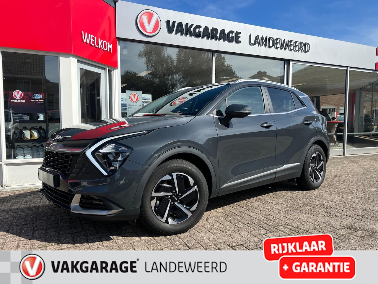Kia Sportage - 1.6 T-GDi MHEV Dark Edition 1.6 T-GDi MHEV Dark Edition, navi, leer, 7 jaar garantie - AutoWereld.nl