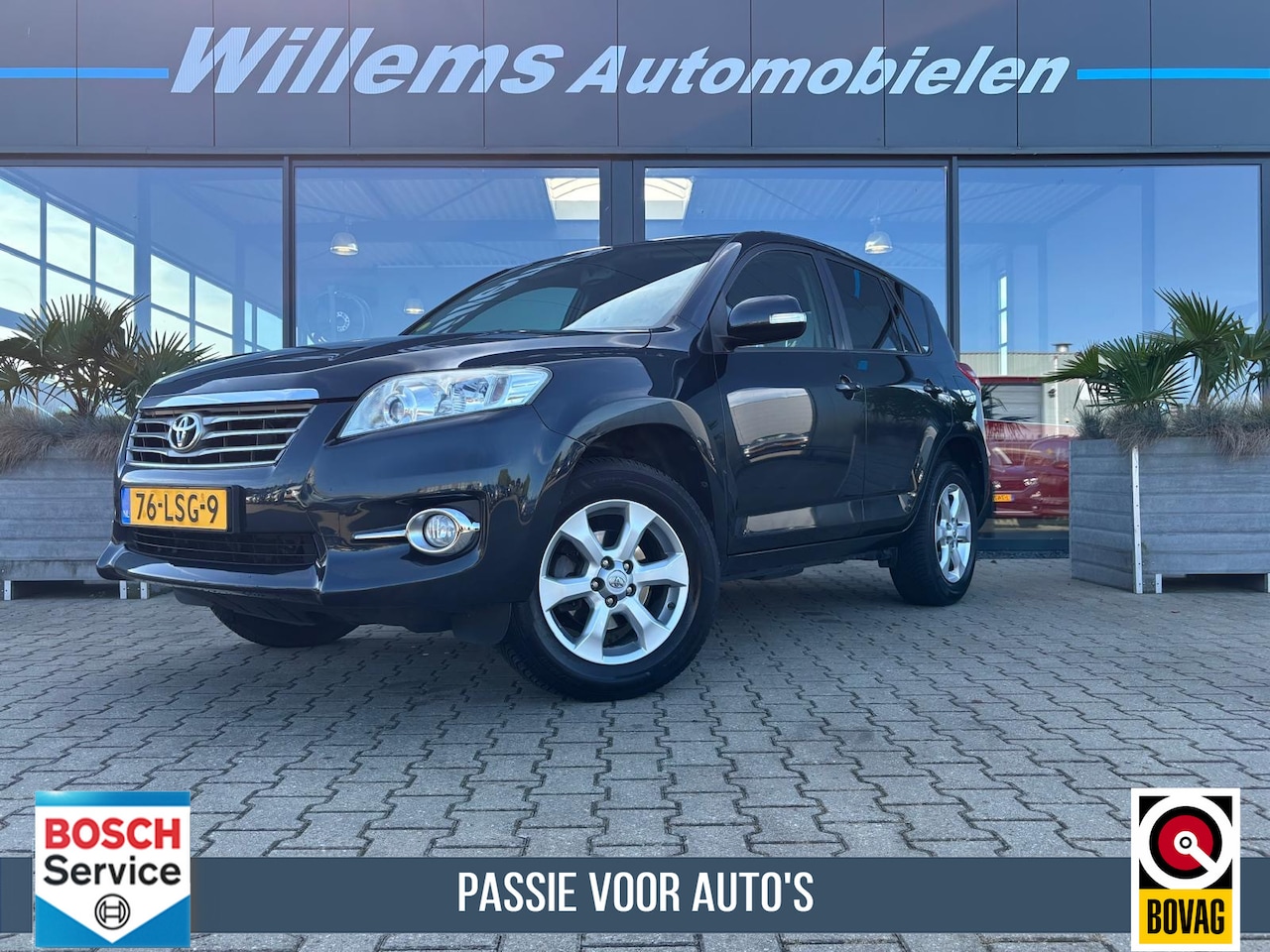 Toyota RAV4 - 2.0 VVTi Dynamic Cruise Control, Climate Control & Trekhaak - AutoWereld.nl