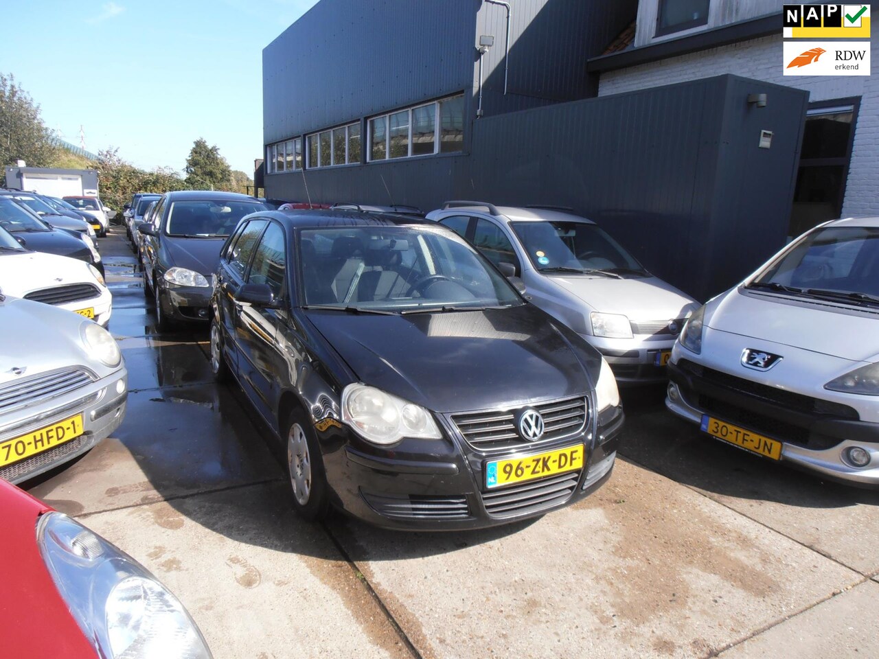 Volkswagen Polo - 1.6-16V Comfortline 1.6-16V Comfortline - AutoWereld.nl