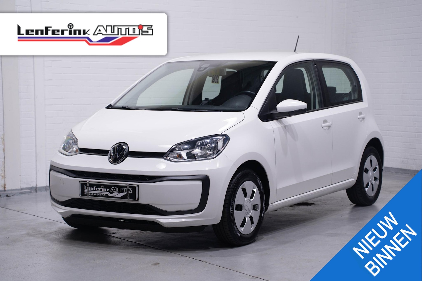 Volkswagen Up! - 1.0 BMT move up! Climatic NAP - AutoWereld.nl
