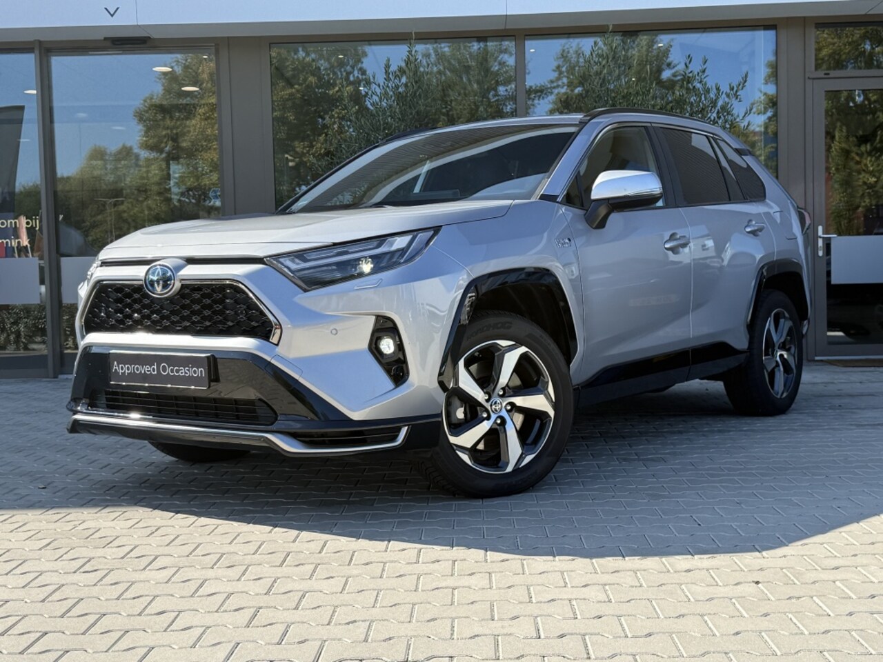 Toyota RAV4 - 2.5 PHEV AWD Style | Alarm | Trekhaak afneembaar 1500kg | All-se - AutoWereld.nl