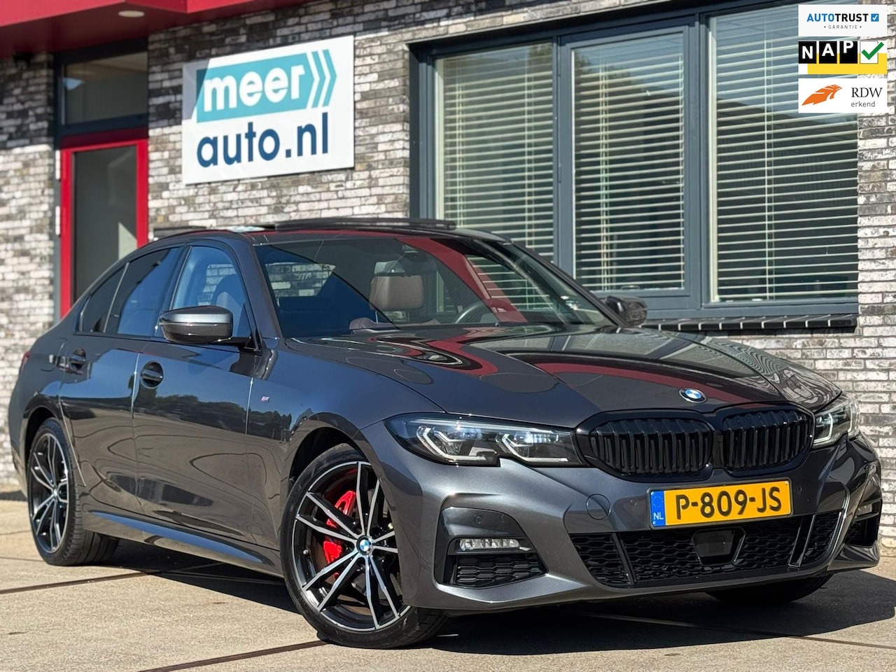 BMW 3-serie - 320e M-SPORT SCHUIFDAK l LASER l CAMERA l SFEER l ADAPT.CRUISE l STUURVERW l ORG.NL l DEAL - AutoWereld.nl