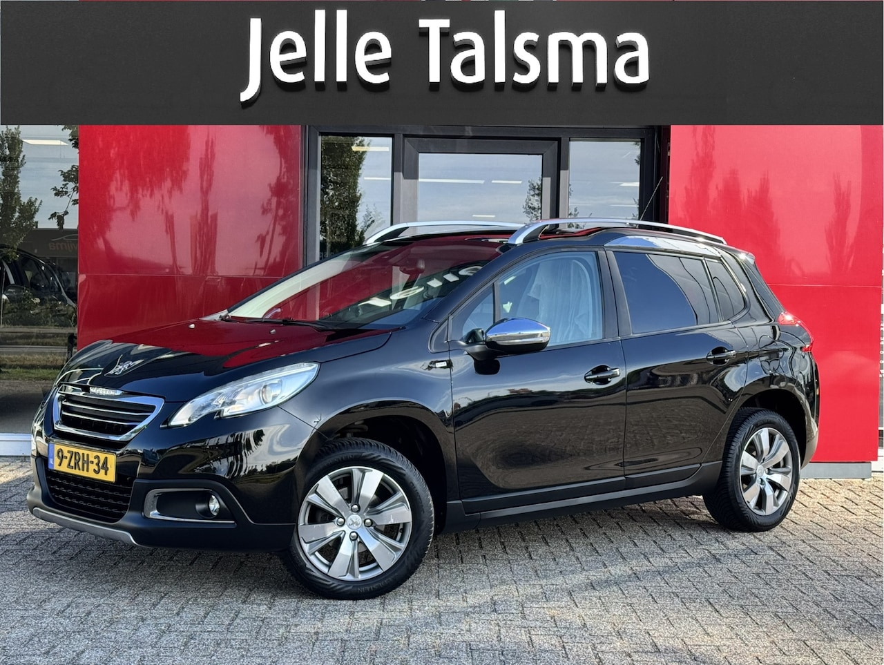 Peugeot 2008 - 1.2 PureTech Style | Panoramadak | Trekhaak | Cruise control | Climate control - AutoWereld.nl