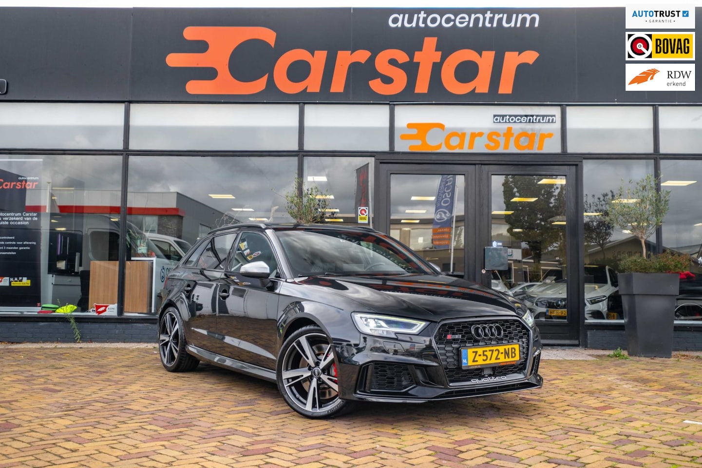 Audi A3 Sportback - 2.5 TFSI RS 3 quattro 2.5 TFSI RS 3 quattro|Pano|B&O|ABT - AutoWereld.nl