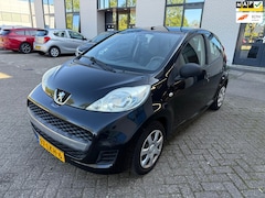 Peugeot 107 - 1.0-12V XR / APK / NAP / 5DRS / 2 SLEUTELS / ZEER NETTE AUTO