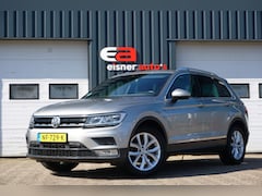 Volkswagen Tiguan - 1.4 TSI Connected Series | PANO DAK | TREKHAAK | CLIMATE | CARPLAY | STOELVERW. | COMFORTS
