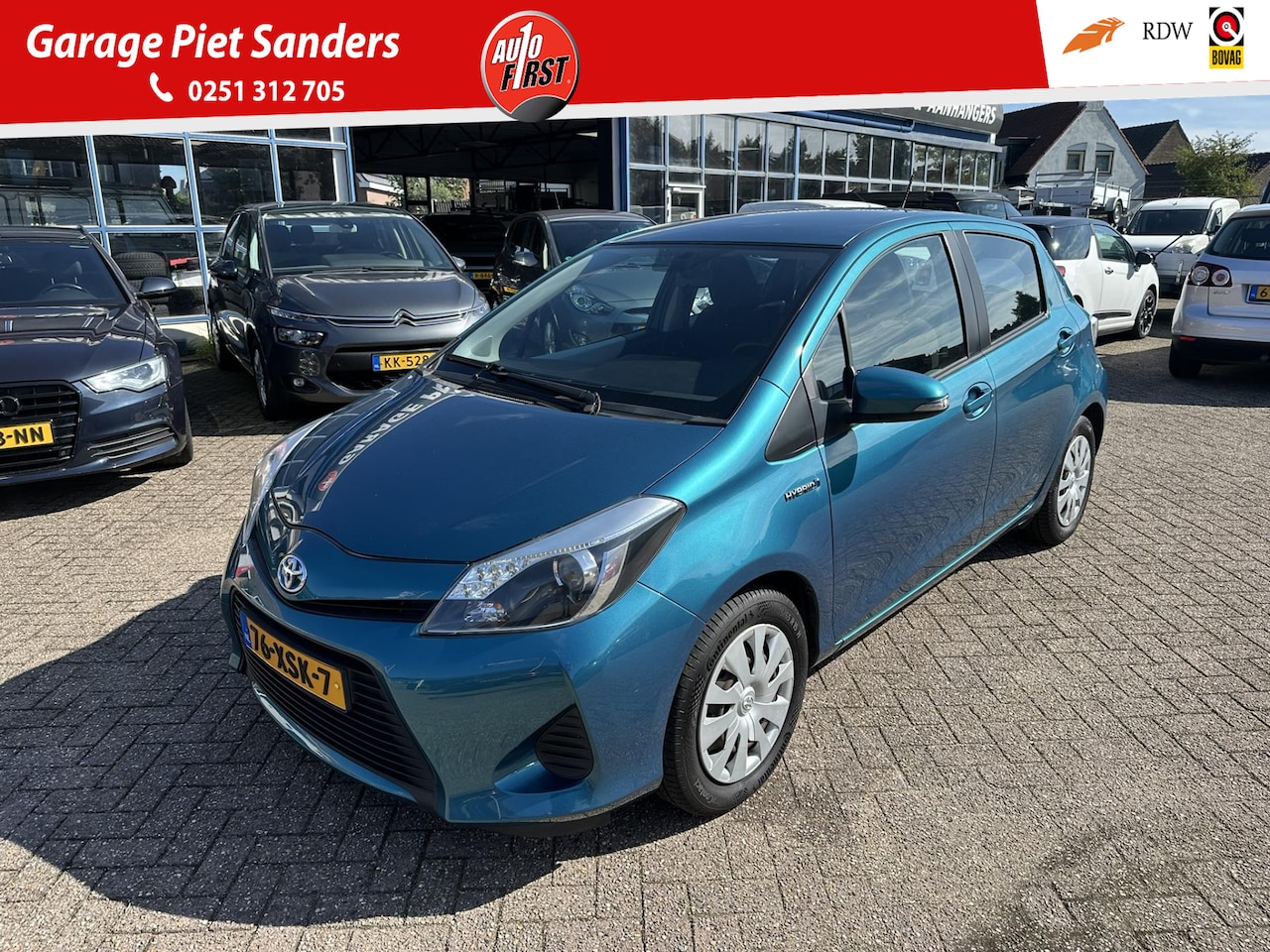 Toyota Yaris - 1.5 Full Hybrid Aspiration I Navi I Clima I Cruise I Camera I NL-Auto I - AutoWereld.nl