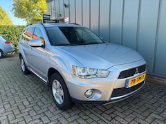 Mitsubishi Outlander - 2.0 Edition One NAP//AIRCO//CRUISE//NAVI//TREKHAAK