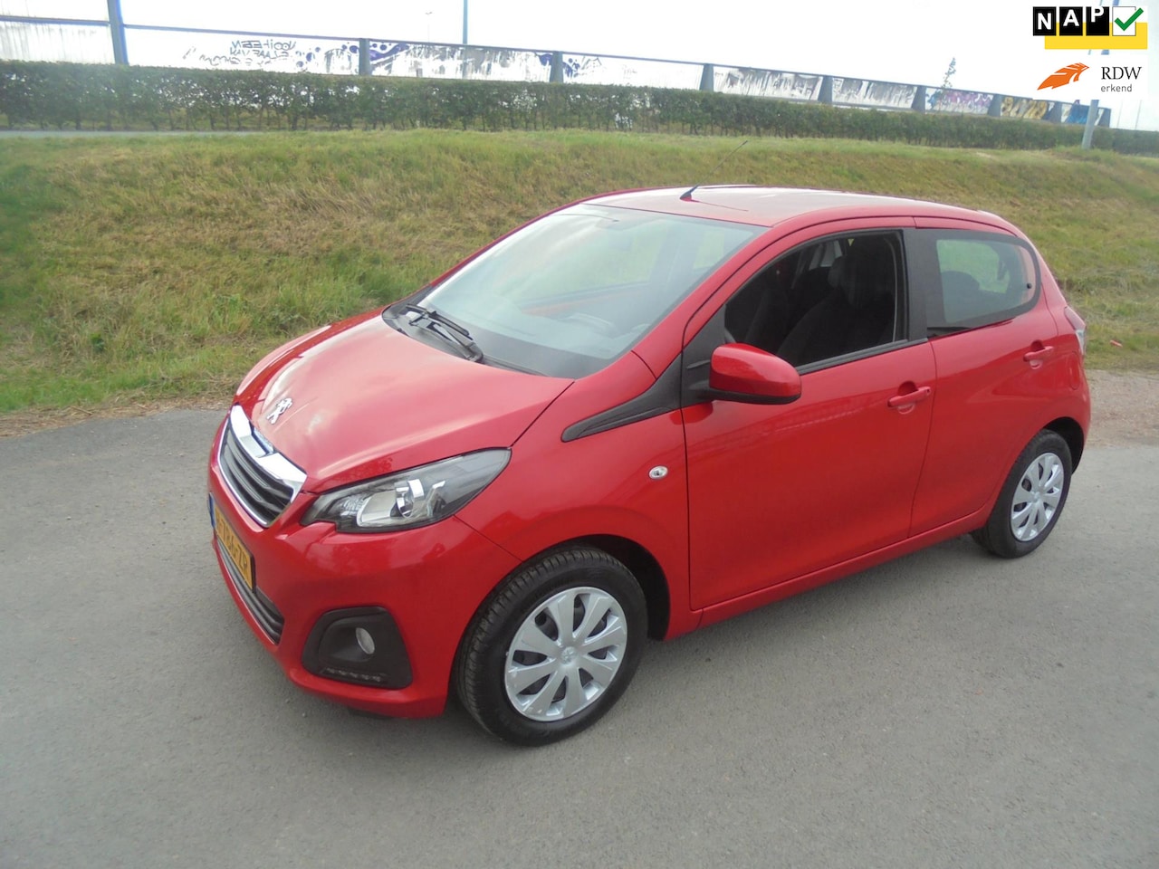 Peugeot 108 - Peugeot 108 1.0 benzine airco 72.000km eerste eigenaar - AutoWereld.nl