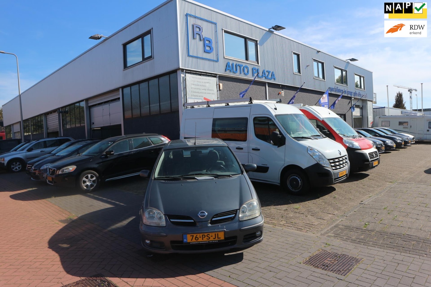 Nissan Almera Tino - 1.8 Acenta AIRCO / LEES TEKST ! ! ! - AutoWereld.nl