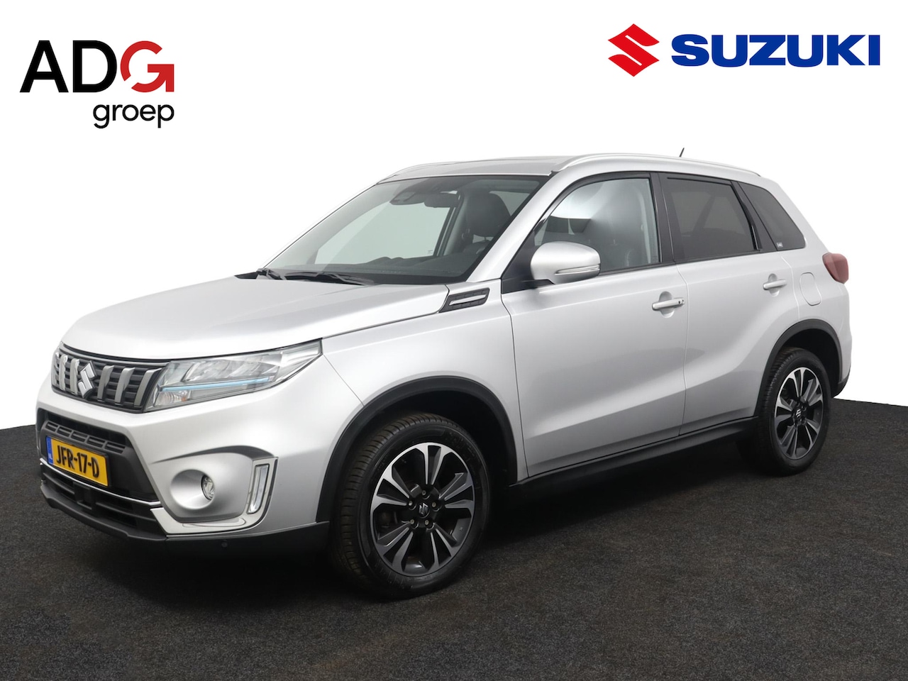 Suzuki Vitara - 1.5 Hybrid Style AllGrip | Climate control | Cruise control adaptive | Navigatie | Panoram - AutoWereld.nl