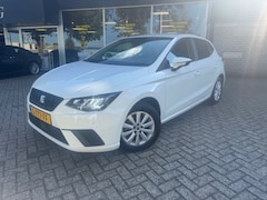 SEAT Ibiza - 1.0 EcoTSI Style business Connect Stoelverwarming/DigiDash