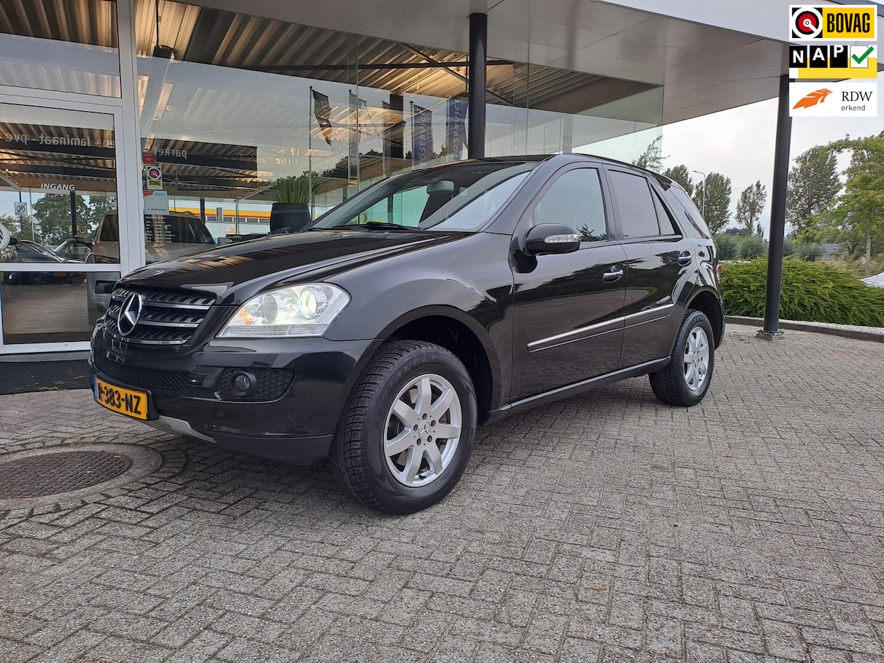 Mercedes-Benz M-klasse - 350 VOL OPTIONS/ZEER NETTE STAAT/MOOIE YOUNGTIMER!! - AutoWereld.nl