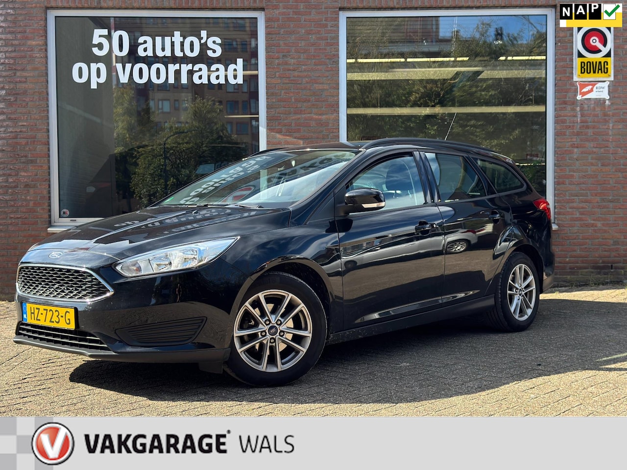 Ford Focus Wagon - 1.0 ECOBOOST NAVI | AIRCO | CRUISE | LICHTMETAAL | PDC | BLUETOOTH - AutoWereld.nl