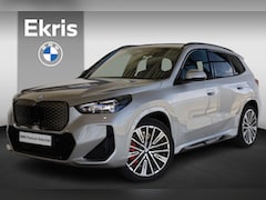 BMW iX1 - eDrive20 M Sport Pro | Innovation Pack | Travel Pack | Comfort Pack | Elektr. Trekhaak