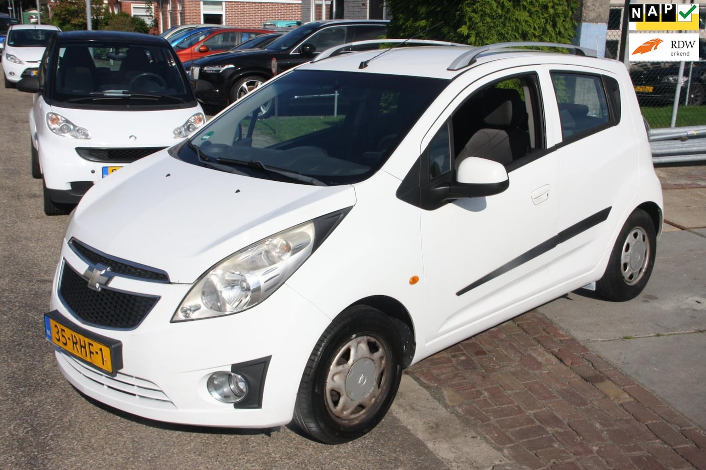Chevrolet Spark - 1.0 16V LS Bi-Fuel 1.0 16V LS Bi-Fuel nieuwe APK - AutoWereld.nl