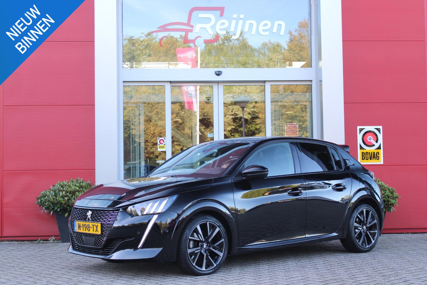 Peugeot 208 - 1.2 130PK AUTOMAAT GT PACK | PANORAMA DAK | ALCANTARA BEKLEDING | ACHTERUITRIJ CAMERA | AD - AutoWereld.nl