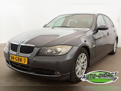 BMW 3-serie - 320i Automaat Airco Leder