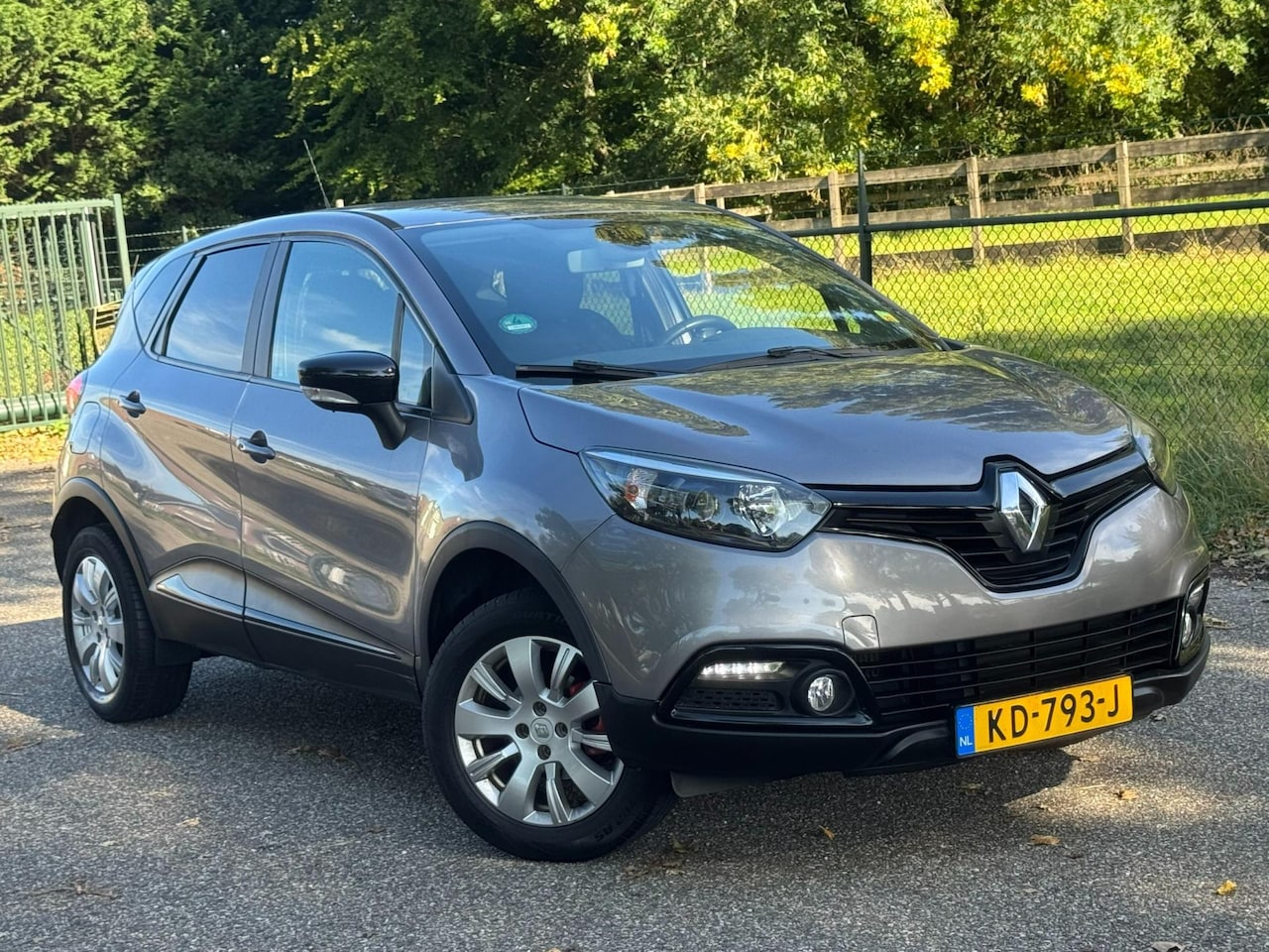 Renault Captur - 0.9 TCe Dynamique /Trekhaak/Navi/ - AutoWereld.nl