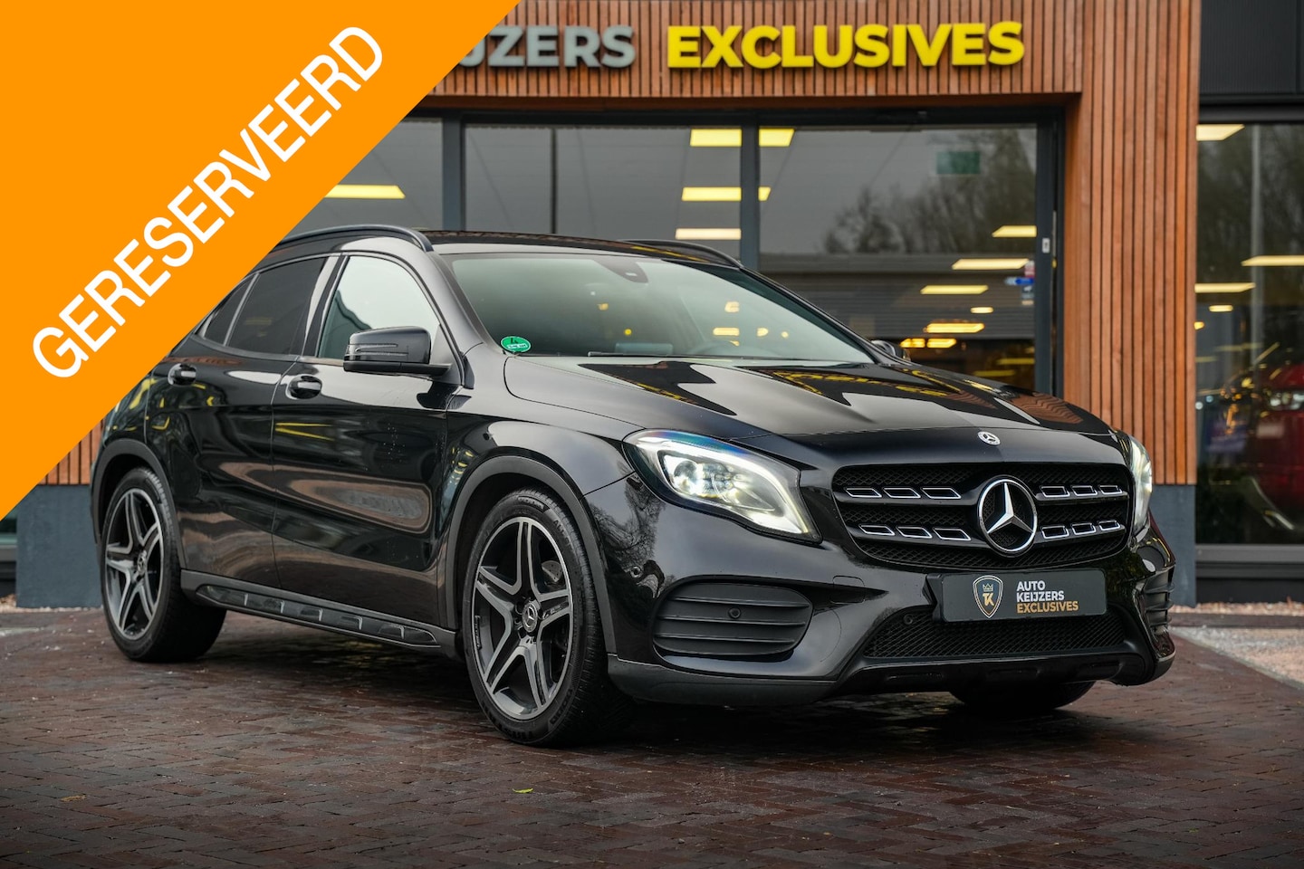 Mercedes-Benz GLA-Klasse - GLA 180 Night pakket Automaat - AutoWereld.nl