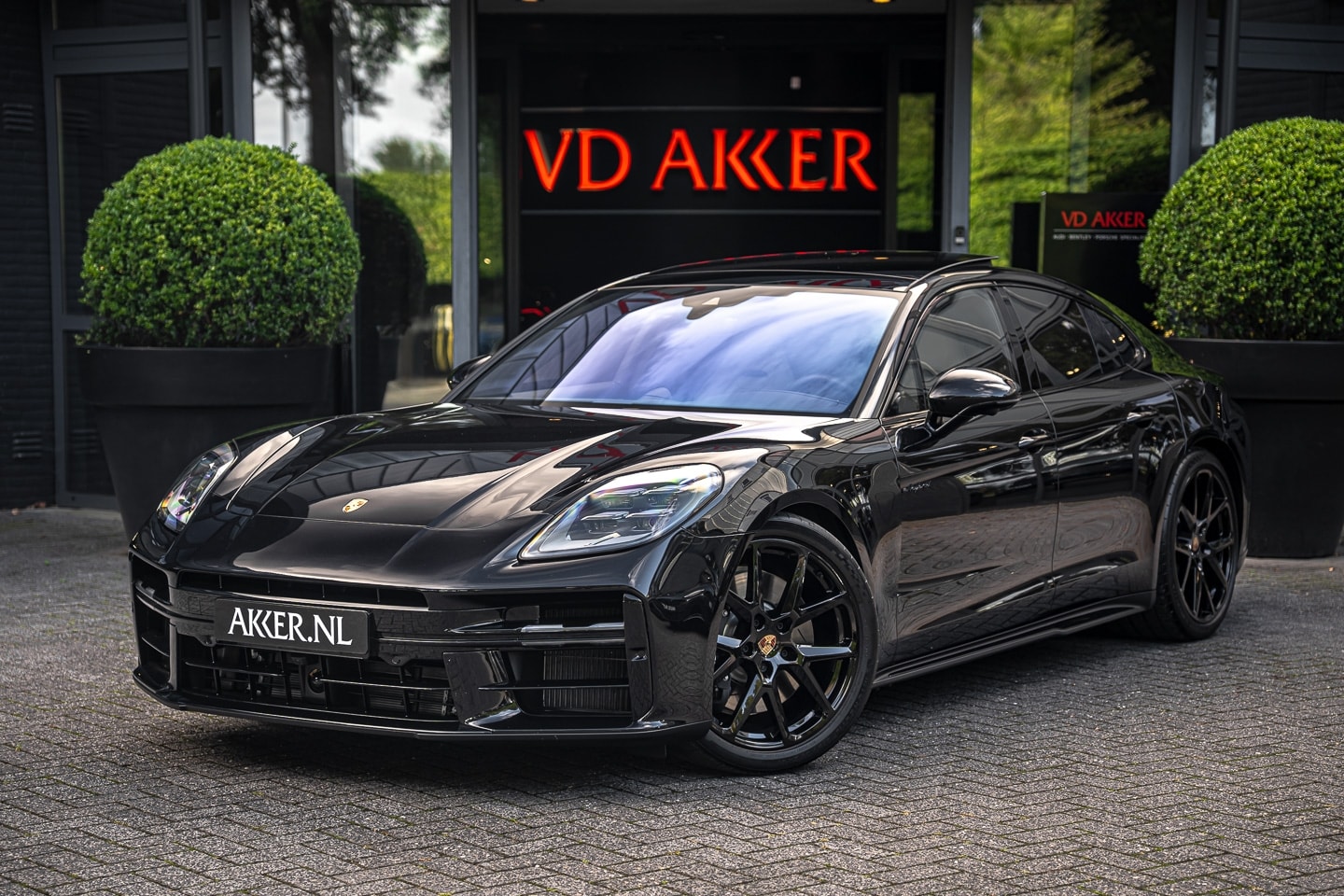 Porsche Panamera - 4 E-Hybrid SportDesign | Stoelkoeling | Pano.dak | ACC | Sportuitlaat | BOSE - AutoWereld.nl