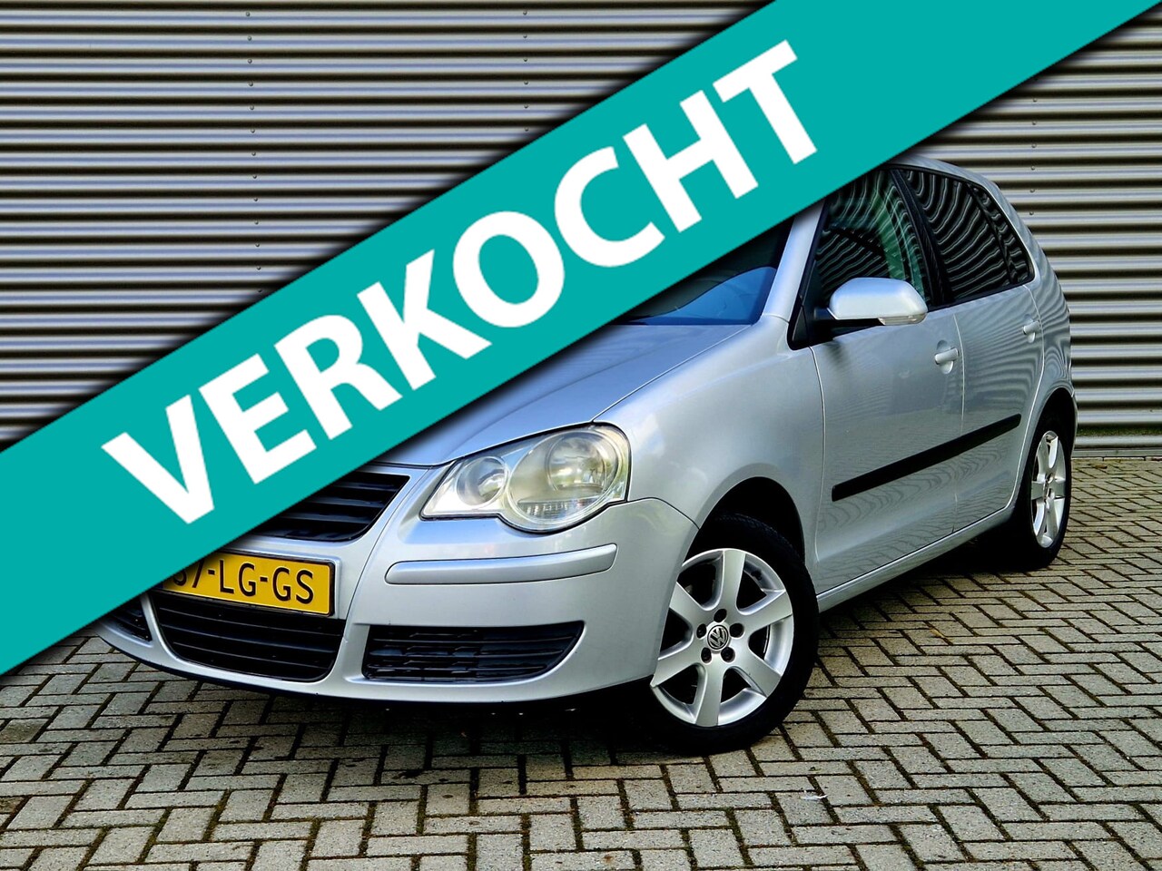Volkswagen Polo - 1.2-12V Comfortline Airco / Elek. ramen / LM velgen / 5DRS - AutoWereld.nl