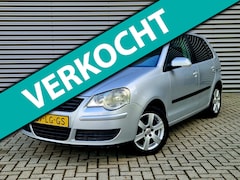Volkswagen Polo - 1.2-12V Comfortline Airco / Elek. ramen / LM velgen / 5DRS