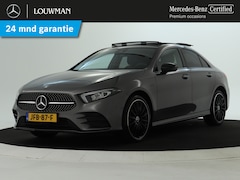 Mercedes-Benz A-klasse - 250 e Sedan AMG Plug-In Hybride AMG Line | Night Pakket | Panorama Schuif-Kanteldak | 19 I