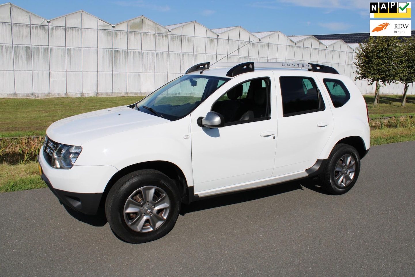 Dacia Duster - 1.2 TCe 4x2 Prestige met Leder en Airco 1e Eigenaar - AutoWereld.nl