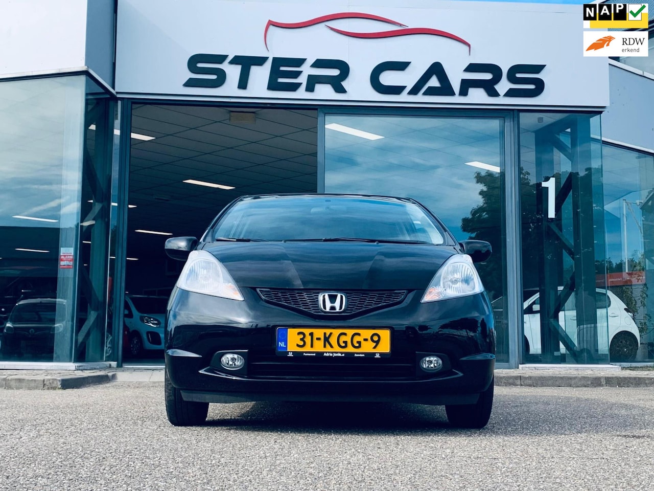 Honda Jazz - 1.2 Trend 1.2 Trend, Airco, 5 Deurs, Trekhaak, NAP, APK - AutoWereld.nl