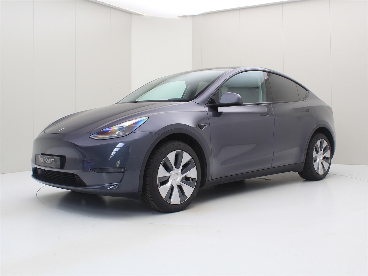 Tesla Model Y - Long-Range AWD 351pk 75 kWh [ AUTOPILOT+19'' LMV+533KM WLTP+PREMIUM AUDIO ] - AutoWereld.nl