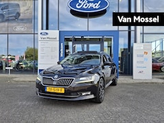 Skoda Superb Combi - 1.4 TSI ACT Clever Edition Aut. | Panoramadak | Trekhaak | Elek. stoelen met memory | Stoe