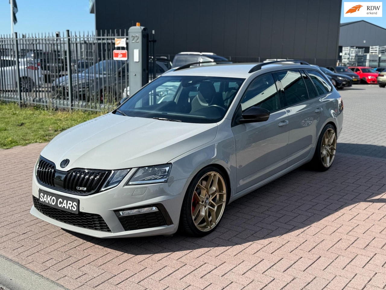Skoda Octavia Combi - 2.0 TSI RS 245 2019 DSG 300PK Nardo trekhaak - AutoWereld.nl