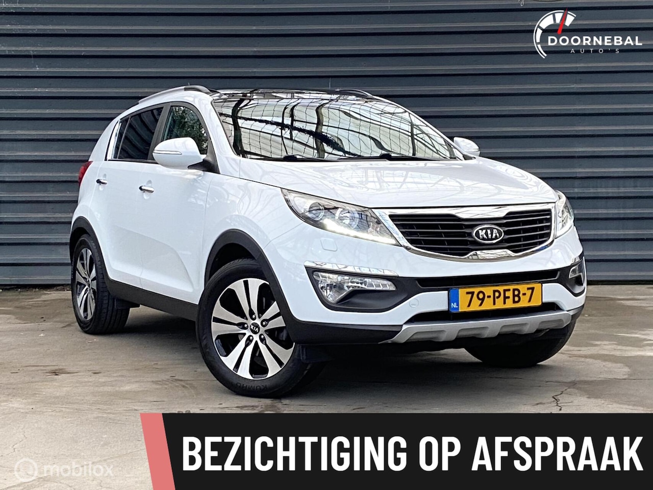 Kia Sportage - 2.0 X-clusive / CAMERA / PANORAMA / TREKHAAK ! - AutoWereld.nl