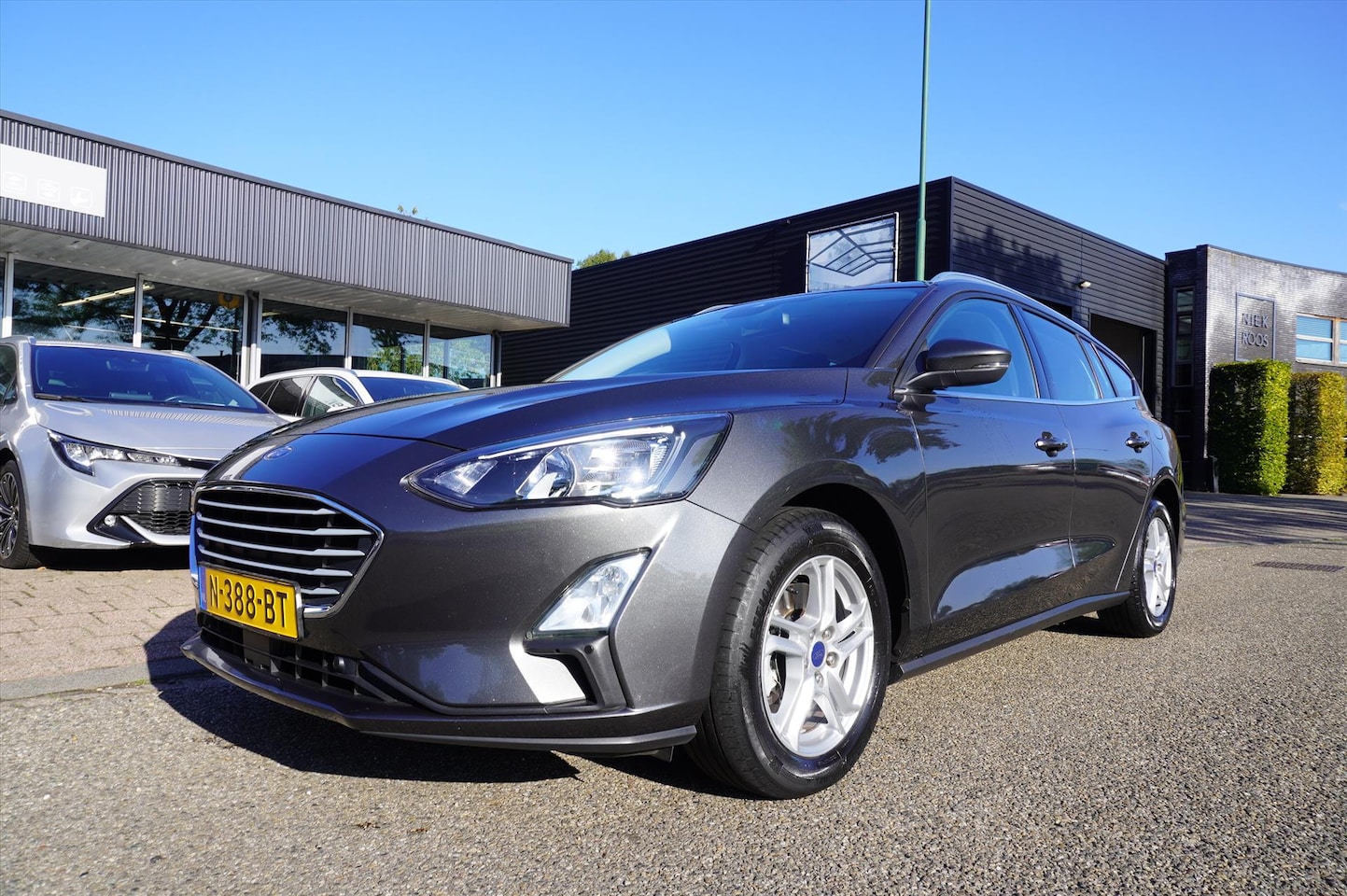 Ford Focus Wagon - 1.0 EcoBoost 100pk Trend Edition Business Trekhaak Apple Carplay - AutoWereld.nl