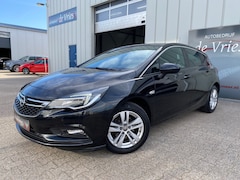 Opel Astra - 1.0 Edition 5-Drs. Clima / Cruise / Stoel en stuurverw. / PDC V&A / LMV