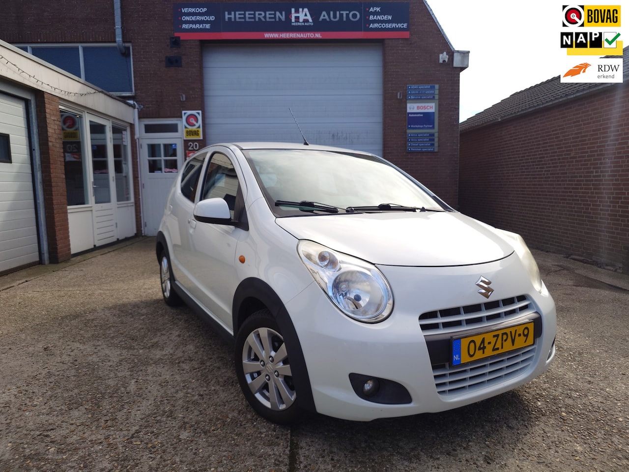Suzuki Alto - 1.0 Exclusive VVT 1.0 Exclusive VVT, Parelmoerwit, Airco - AutoWereld.nl