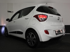 Hyundai i10 - STYLE 1.2*NAVI*STUUR+STOELVERWARMING 1E EIGEN