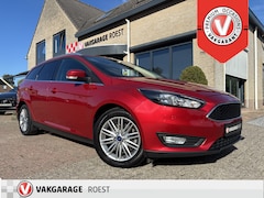 Ford Focus Wagon - 1.5 Turbo Titanium Business Carplay / Parkeersensors / Stoelverwarming
