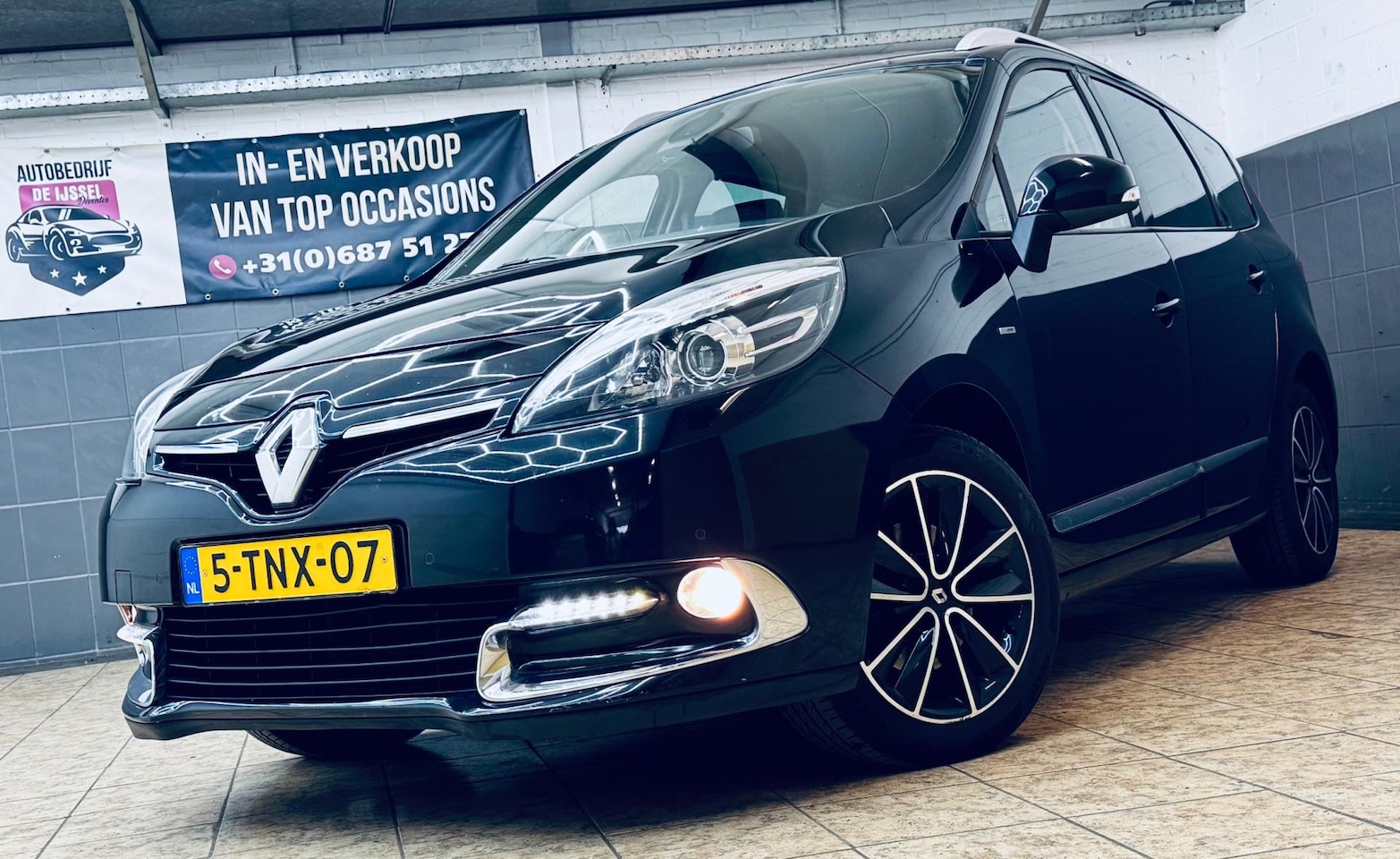 Renault Grand Scénic - 1.2 TCe Bose 7p./GARANTIE//2DE EIG - AutoWereld.nl